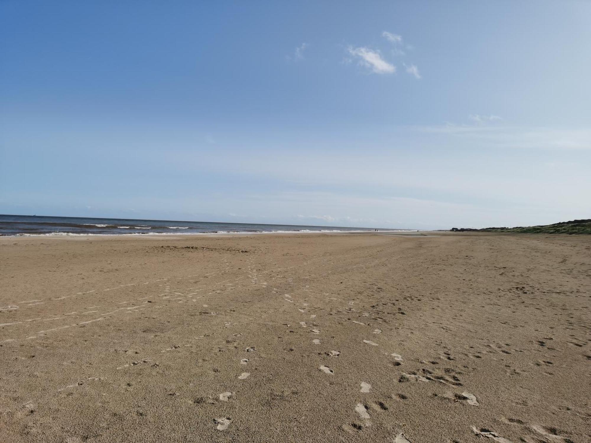 Golden Sands Beach Activities Sea Holiday Relax Mablethorpe Exterior photo