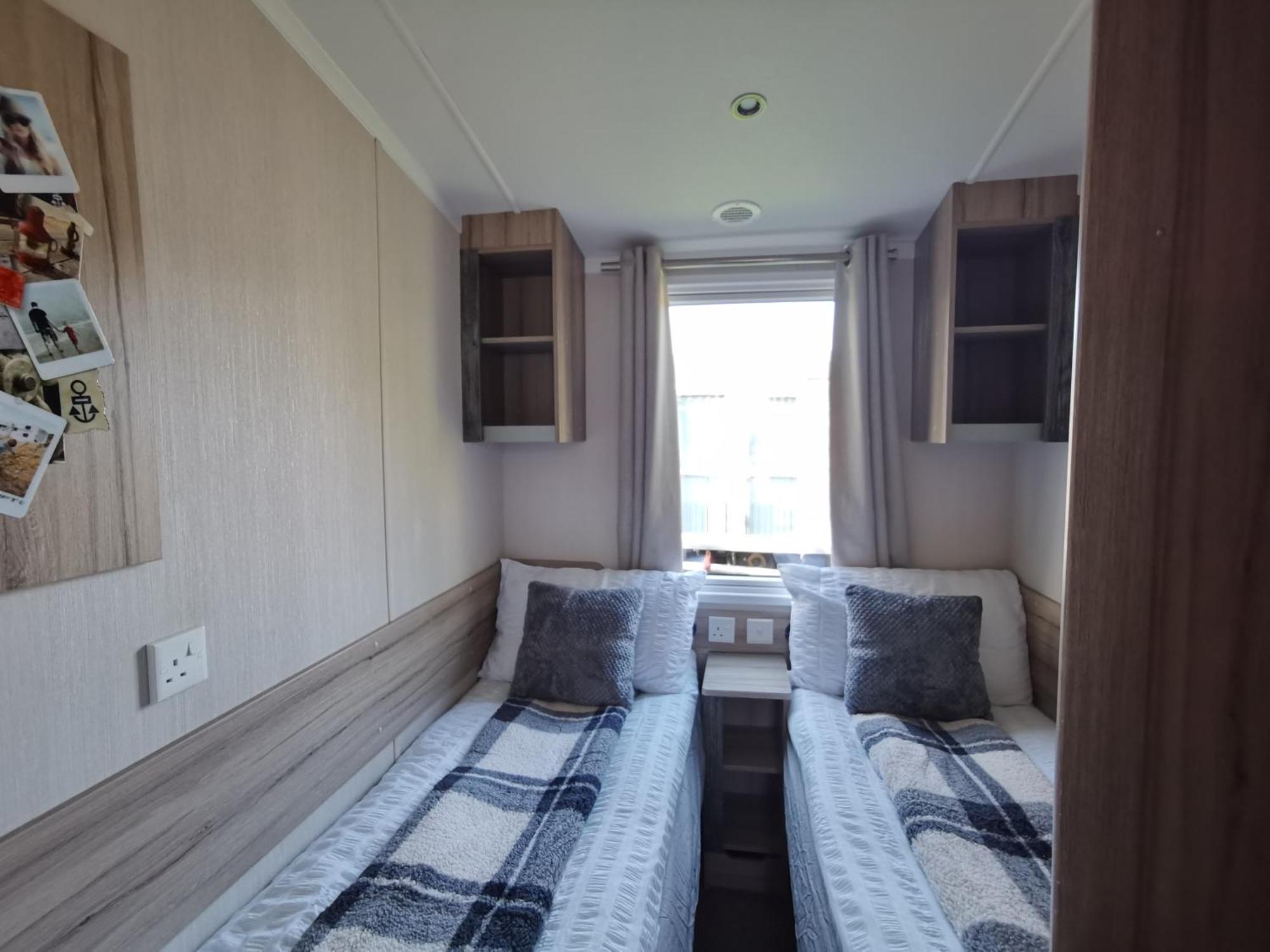 Golden Sands Beach Activities Sea Holiday Relax Mablethorpe Exterior photo